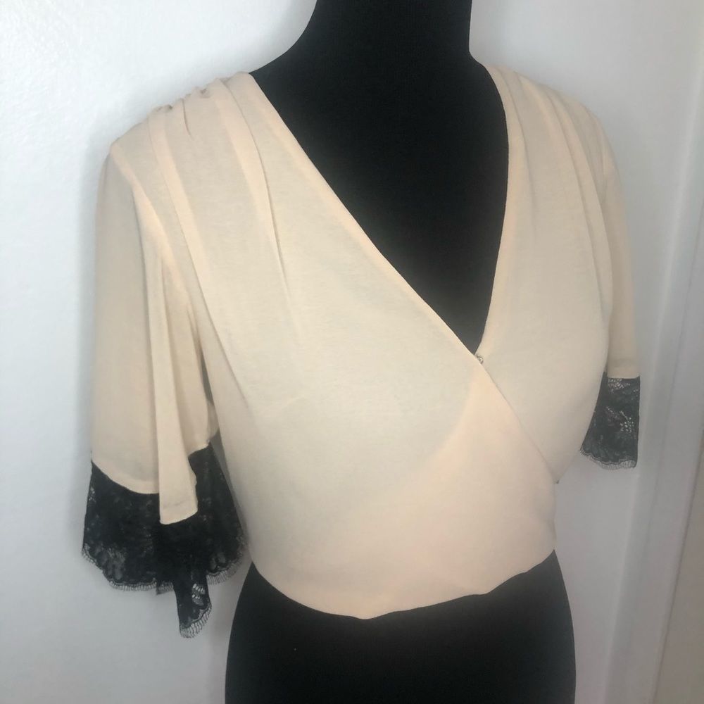 Bebe Pleated Puff Sleeve Deep V Neck Blouse SizeXS